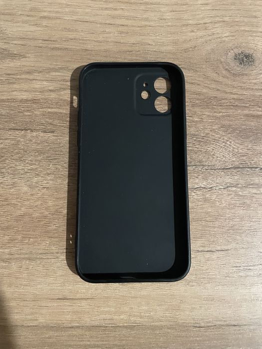 Huse pentru iphone 12