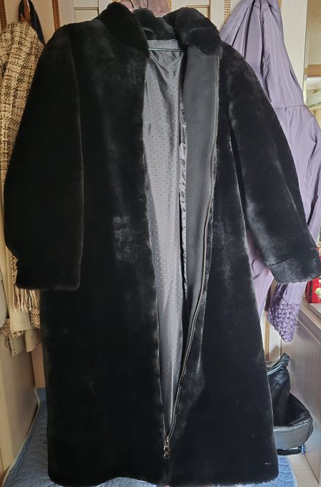 Шуба натуральный мех (мутон)