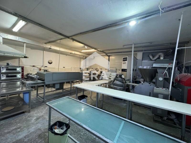 Дава се под наем Склад в Харманли - 1830 кв.м за 3888 € - Снимка #6