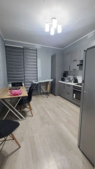 Новза метро ҳудудида 2 хона ли уй ижарага берилади