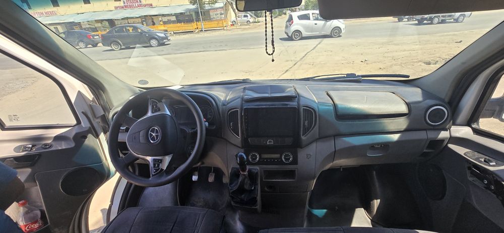 Микроавтобус JAC Sunray