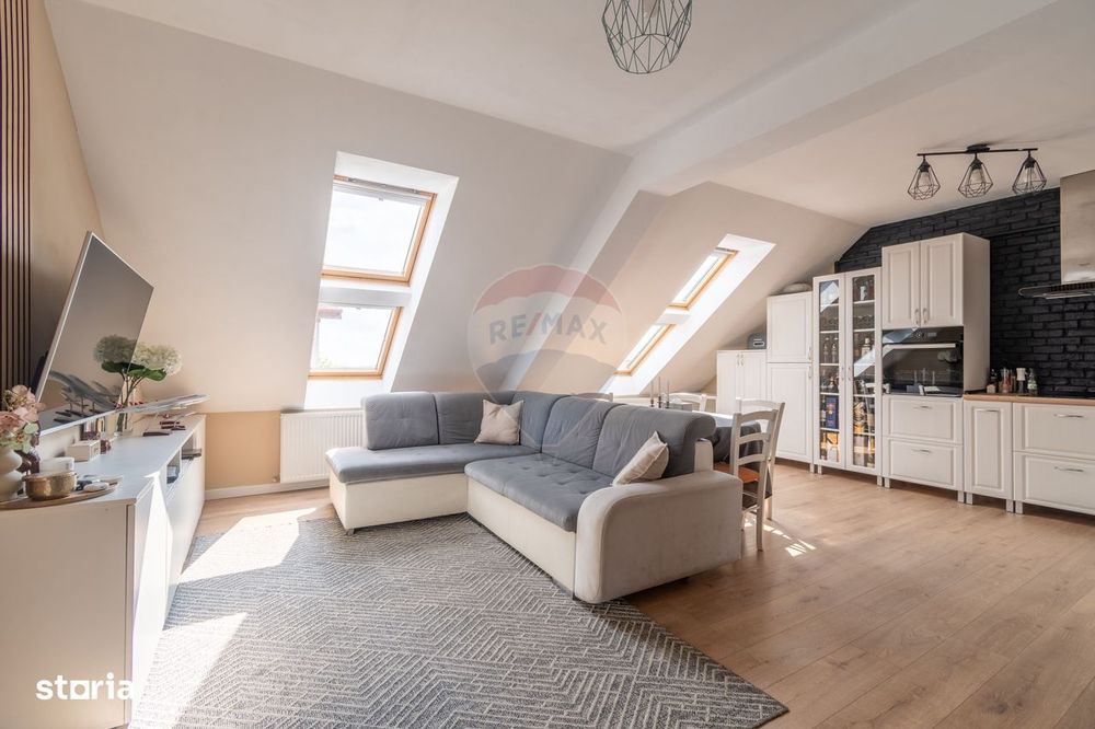 Apartament 3 camere de vanzare Bună Ziua str. Costache Negri Parcare