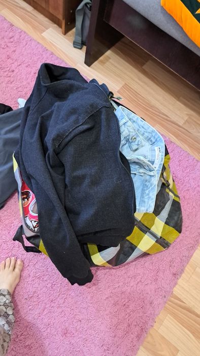 Одежда б/у в хорошем состоянии