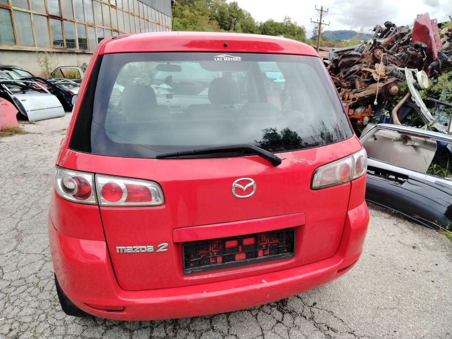 Mazda 2 1.25i facelift 2005г. на части