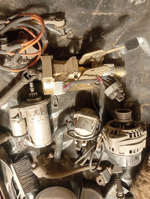 Продам запчасти ВАЗ 2115