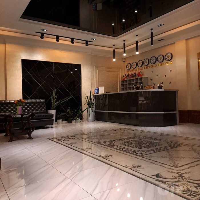 Grand Avenue Hotel
