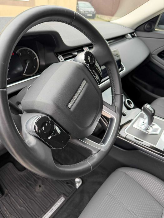 Vand RANGE ROVER EVOQUE  23300 km  an fabricatie Dec 2020 stare excelenta