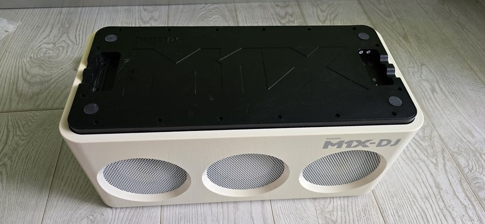 Sistem Philips M1X-DJ Armin Van Buuren