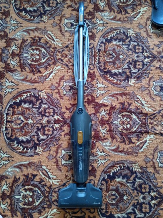 Продается в отличном состоянии пылесос