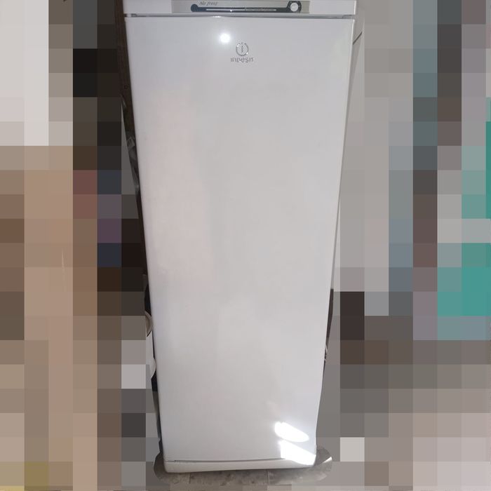 Продам рабочую морозильную камеру