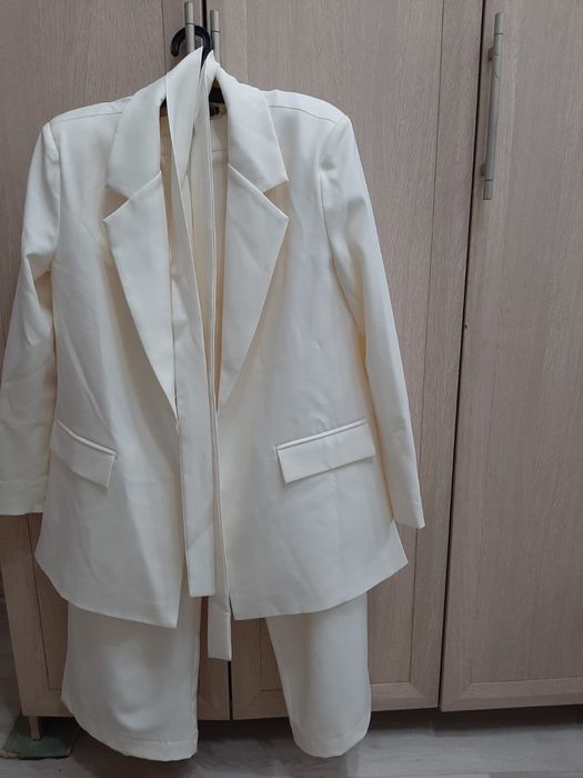 Продам костюм двойка