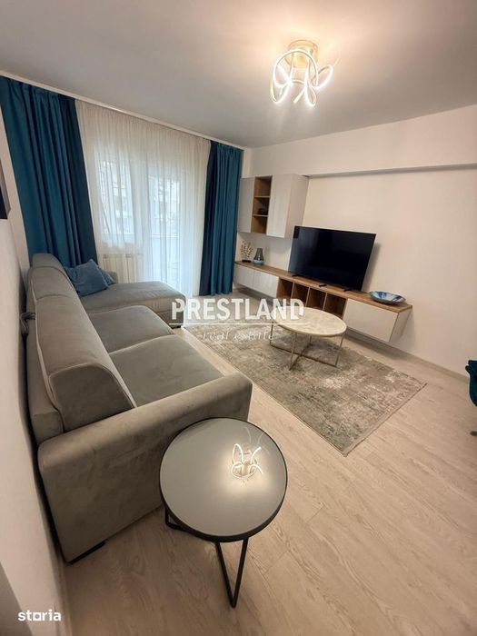 Apartament cu 3 camere, zona centrala.