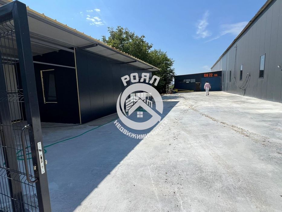 Продава се Склад в с. Хаджиево, Област Пазарджик - 1260 кв.м за 461 €/кв.м - Снимка #2
