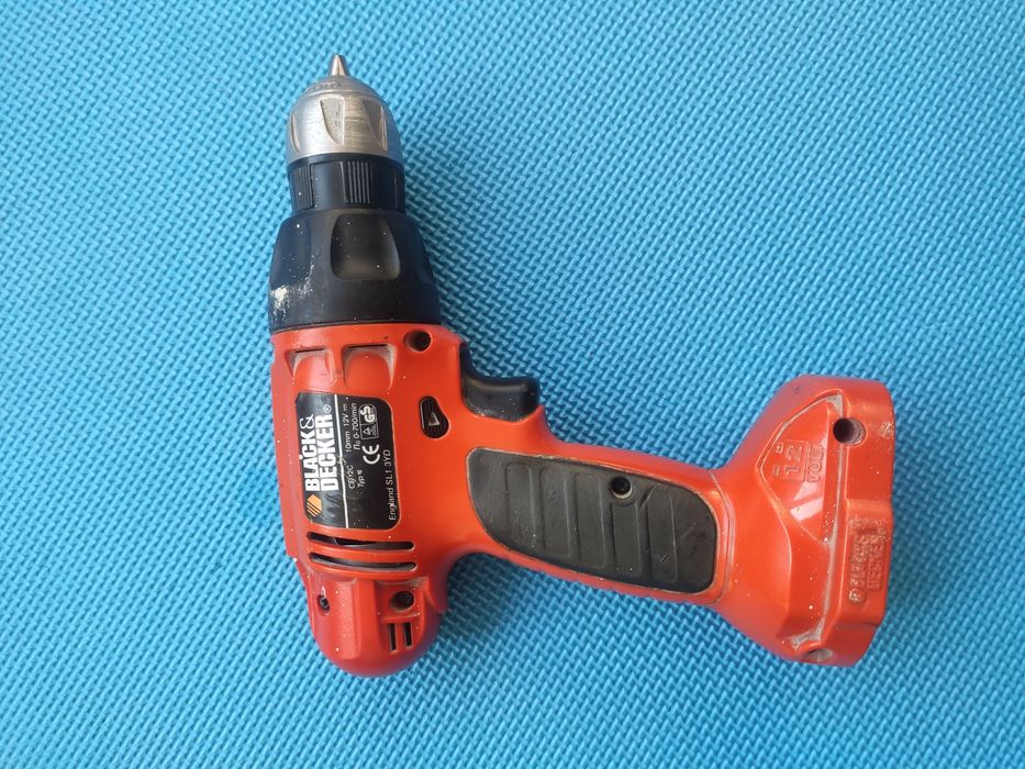 Винтоверт Black & Decker