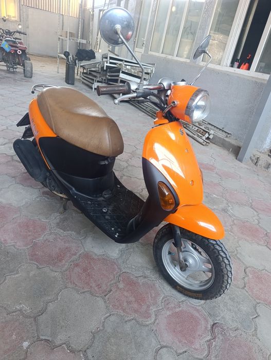Suzuki let's 4 pallet