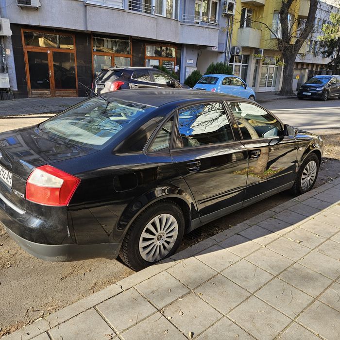 Ауди А 4. В пълна изправност.