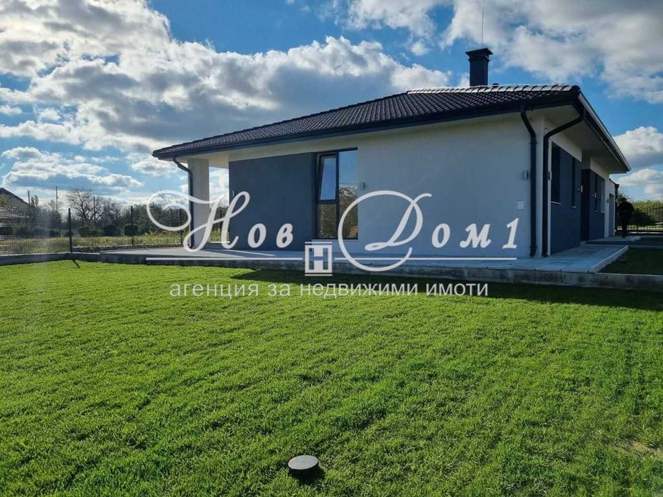 Продава се Къща в с. Баново, Област Варна - 210 кв.м за 1215 €/кв.м - Снимка #2