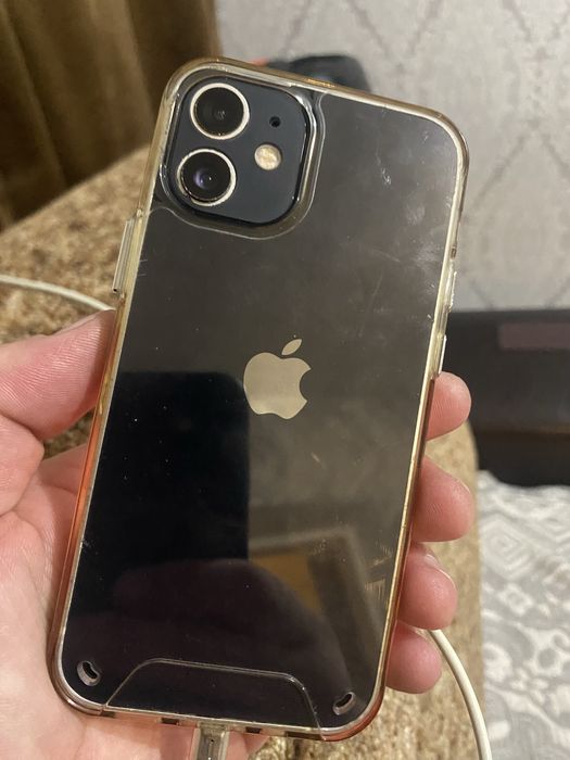 Продам iphone 12 mini 64 Gb