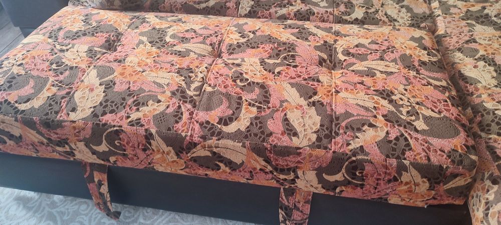 Продам диван состояние отличное