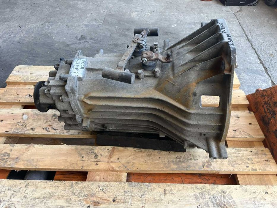 Скоростна Кутия IVECO DAILY 35S12 2.3HPI 04г.-Ръчна 5ск.