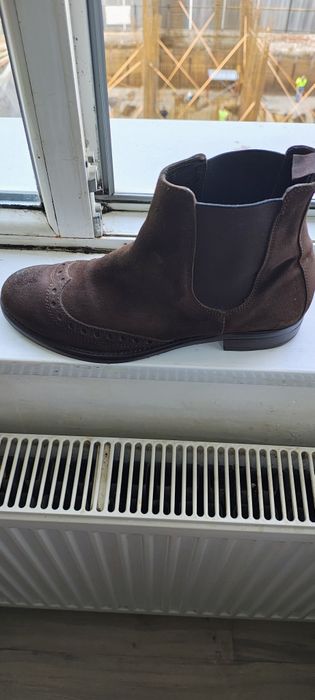 Vând ghete bărbătești