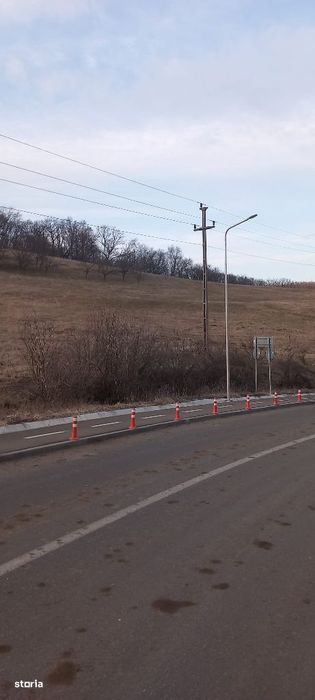 Teren Intravilan – Zonă Baraj Ighiș | 5.700 mp | Front Stradal Generos
