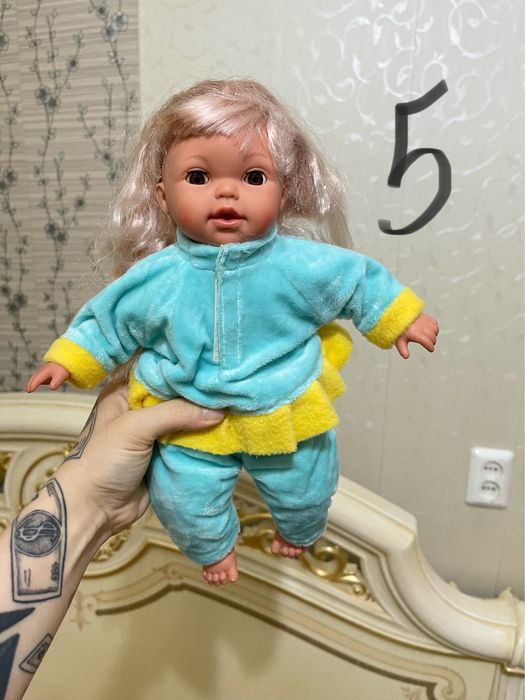 Продам кукол срочно