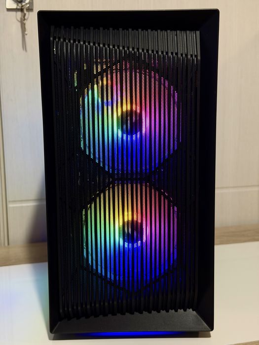 Геймърски компютър i5 4460,RX570, 8GB