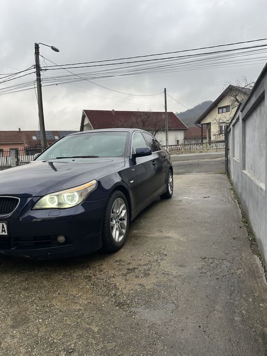 Vând  Bmw 520  sau Schimb cu Touareg .