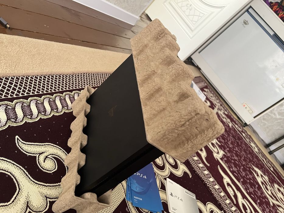 Ps4 slim 1тв с коробкой