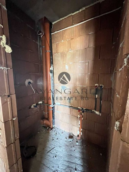 Продава се Тристаен апартамент в Пловдив, Остромила - 96 кв.м за 1296 €/кв.м - Снимка #7