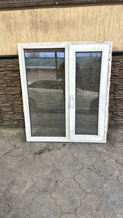 Продам пластиковое окно