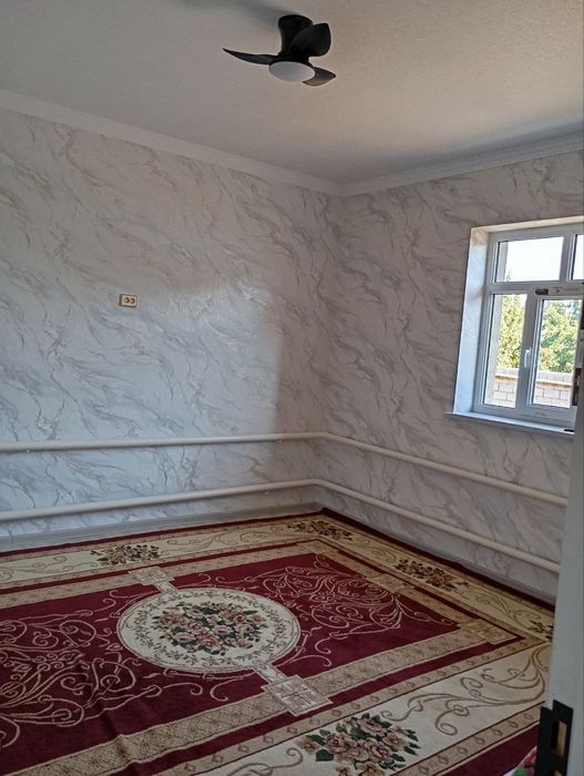 Oʻrtasaroy Navroʻzda uy sotiladi