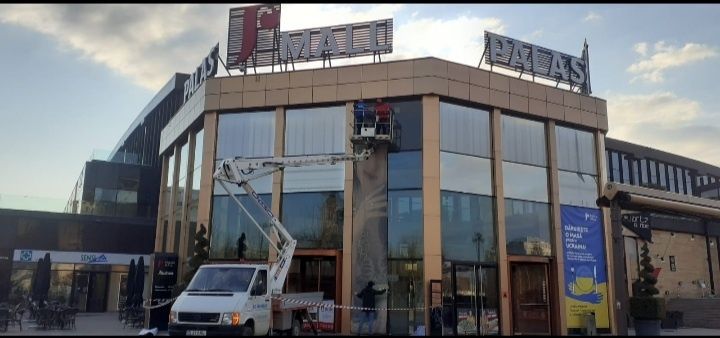 Inchiriere Nacela PRB,Inchiriez Platformă Ridicatoare cu brat nacela