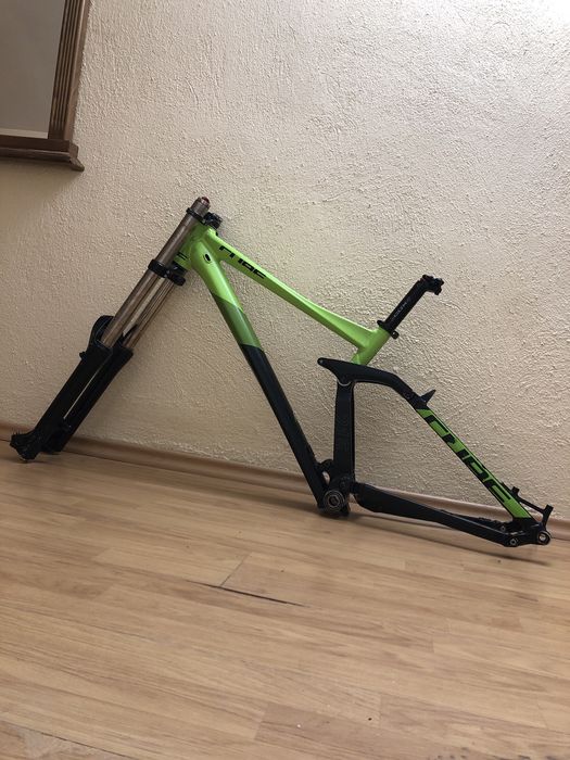Рамка+Вилка проект мека рамка downhill за спускане мекица меко колело Cube Two15 215 Marzocchi 888 Bomber