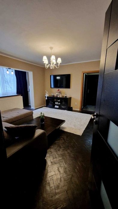 Apartament de inchiriat