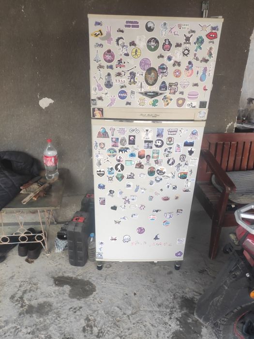 Холодильник daewoo в хорошем состоянии