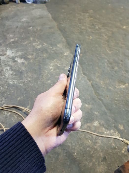 Продам айфон 11 в хорошем состояние