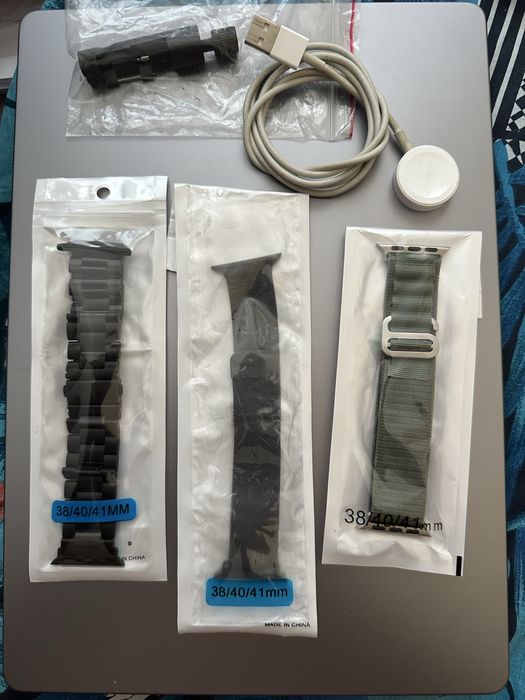 Apple Watch 4 40mm GPS, Aluminium Case, Sports Band