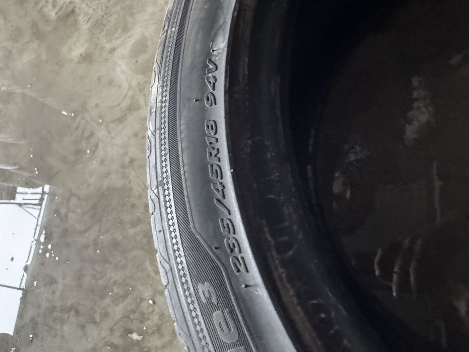 235 45 18 hankook vara
