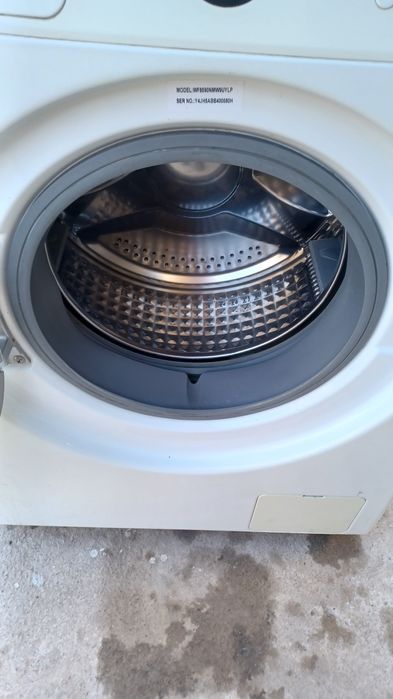 Стиралька SAMSUNG почти новая