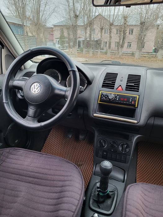 Продаётся Фольксваген Поло 2001 года.