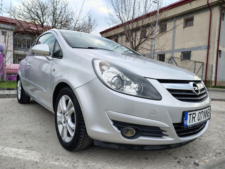 Opel Corsa D coupe