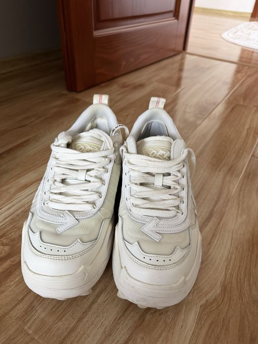 Off white odsy marimea 44