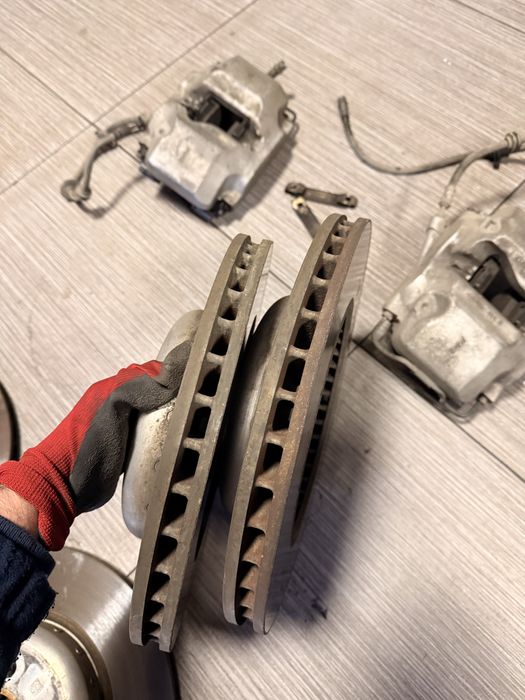 Оригинална спирачна система за BMW G30 – пълен комплект (предни/задни)