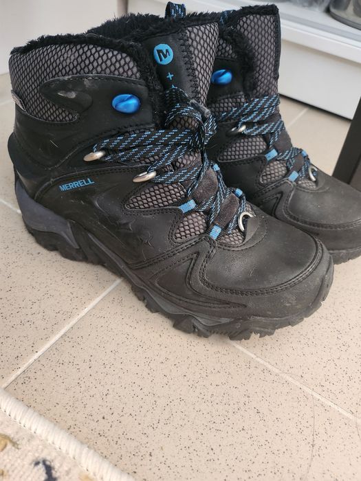 Срочно продам обувь для гор 36 размер