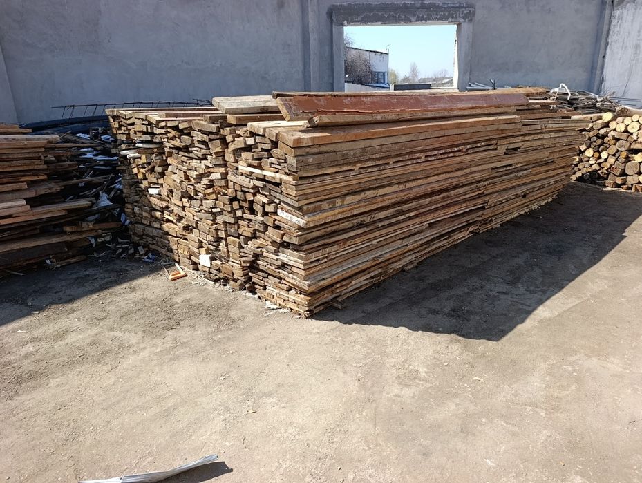 Taxta toʻsin reyka choʻrni sotiladi