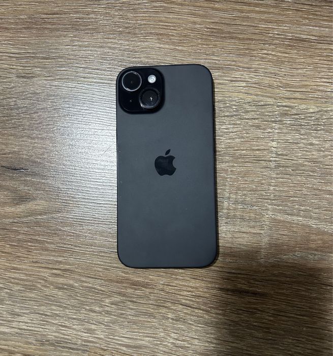 iPhone 15 • 100% Bateria • 128 GB