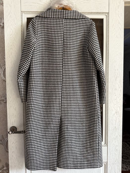 Пальто Zara весеннее размер L