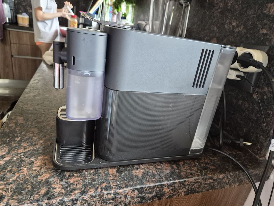 Кафемашина Nespresso Lattissima One